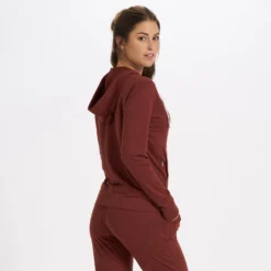 Halo Performance Hoodie | Brick Heather 9 Halo Performance Hoodie | Brick Heather -Vuori Clothing Store VW201HBR 4 1dea3c1b eaa2 49f4 9876 a1ec1a7bf136