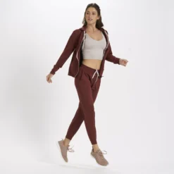 Halo Performance Hoodie | Brick Heather 10 Halo Performance Hoodie | Brick Heather -Vuori Clothing Store VW201HBR 5 584faa8a c0ce 47c0 aa15 241a39dcff28