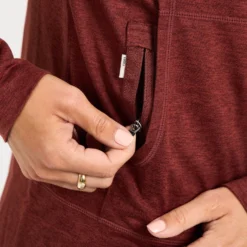 Halo Performance Hoodie | Brick Heather 11 Halo Performance Hoodie | Brick Heather -Vuori Clothing Store VW201HBR 6 1fe7ece8 db74 4537 ac0a 29bd77bd36be