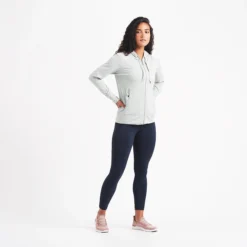 Halo Performance Hoodie | Sage Heather 6 Halo Performance Hoodie | Sage Heather -Vuori Clothing Store VW201HSA 3