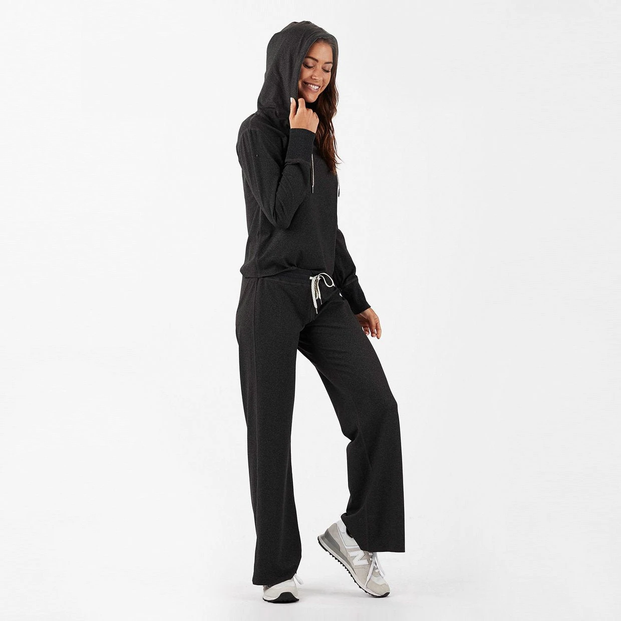 Sequoia Crop Hoodie | Black Heather 5 Sequoia Crop Hoodie | Black Heather - Image 5