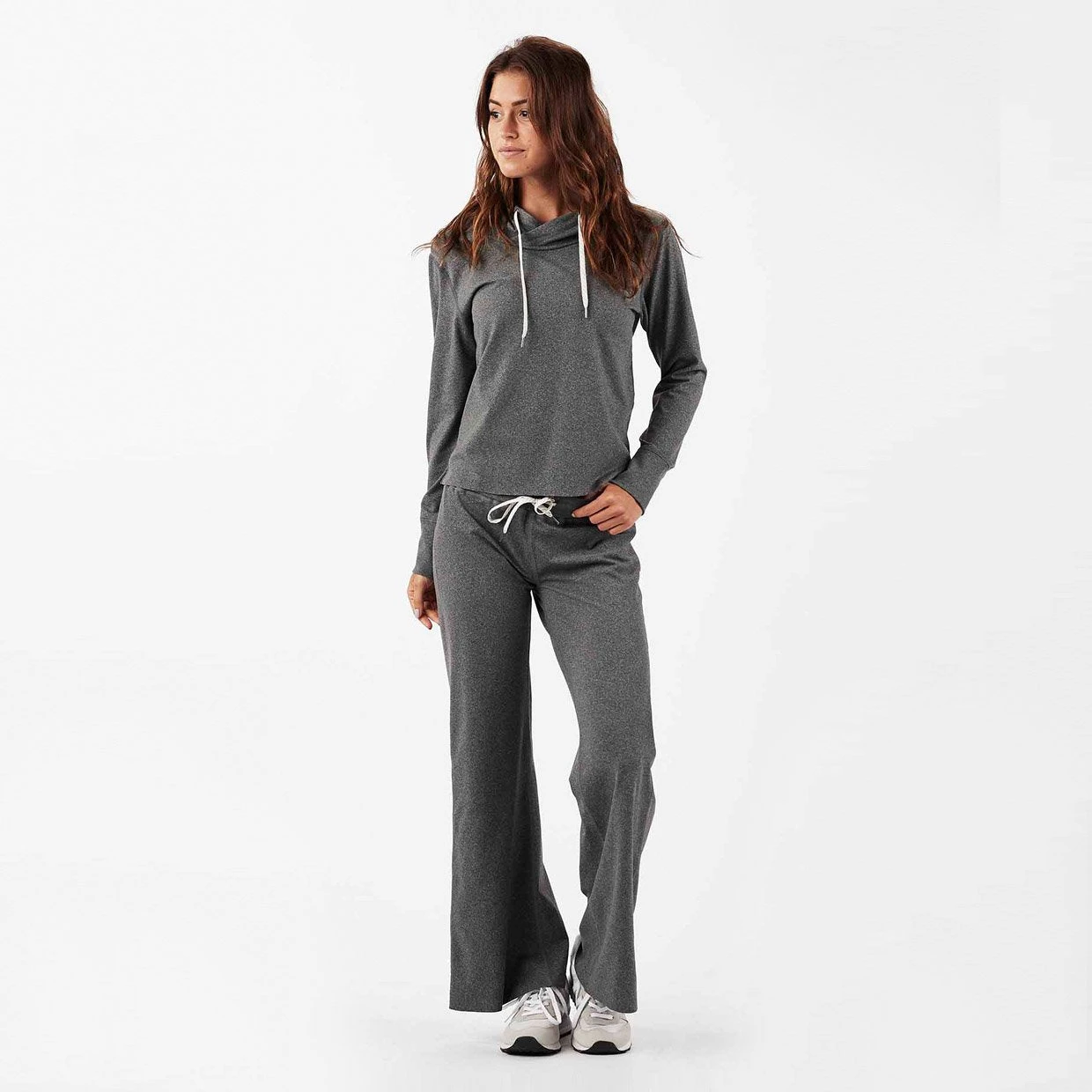Sequoia Crop Hoodie | Heather Grey 2 Sequoia Crop Hoodie | Heather Grey - Image 2