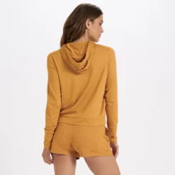 Halo Essential Hoodie | Flax Heather -Vuori Clothing Store VW226HFL 3 7b98b7d4 ae75 483e 873e 1688ee136751