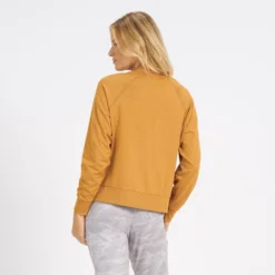 Long-Sleeve Halo Crew | Flax Heather -Vuori Clothing Store VW241HFL 3 f28477cc 9655 41b4 b019 a2484684cfcc