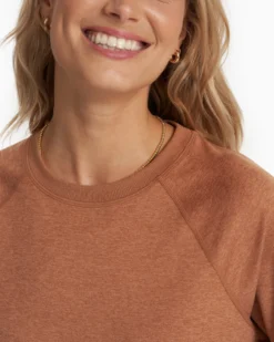 Long Sleeve Halo Crew | Palo Santo Heather -Vuori Clothing Store VW241HPS SP22 W ECOMM FLEECE DETAIL 2183 1x1 7b049605 82c7 4dba 8e34 e4ccb2a8b4f4