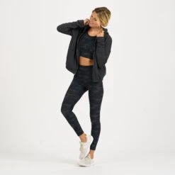 Laguna Zip Hoodie | Charcoal -Vuori Clothing Store VW256CCL 5 5675aa6d 8c97 436b 9180 f6f61c5985a7