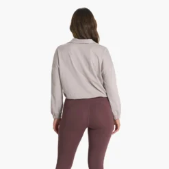 Halo Relaxed Half Zip | Oyster Heather -Vuori Clothing Store VW269HOY FA22 W ECOMM CURVE 00856 1x1 ae61e173 314d 48ab 9e9d 6b02e5f85cb7