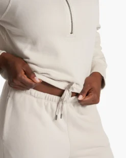 Sedona Half Zip | Salt -Vuori Clothing Store VW274SAL FA23 M ECOMM fleece DETAIL 1