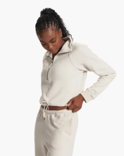 New Products -Vuori Clothing Store VW274SAL FA23 W ECOMM fleece FRONT ALT TOPS 5