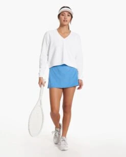 Sedona V Neck | White -Vuori Clothing Store VW292WHT SP23 W ECOMM FLEECE FULL 3920 1x1 00587a65 11d6 440e 95da 60080f5a987c