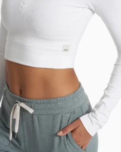 Lux Rib Half Zip | White 10 Lux Rib Half Zip | White -Vuori Clothing Store VW294WHT SP23 W ECOMM FLEECE FULL 1975 1x1 65876ac1 faa4 43db a526 6329be64427b