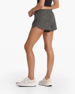 Clementine Short 2.0 | Elm Dots -Vuori Clothing Store VW3000DEL 07123 COLOR CORRECTED
