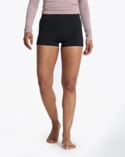 Volley Shorty | Black 11 Volley Shorty | Black -Vuori Clothing Store VW3003BLK 2157