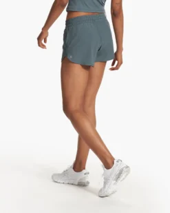 Clementine 4" Short 2.0 | Lake 8 Clementine 4" Short 2.0 | Lake -Vuori Clothing Store VW3004LAK FA23 W ECOMM SHORTS BACK BOTTOMS 6