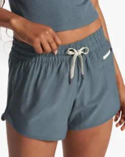 Clementine 4" Short 2.0 | Lake 7 Clementine 4" Short 2.0 | Lake -Vuori Clothing Store VW3004LAK FA23 W ECOMM SHORTS DETAIL 7