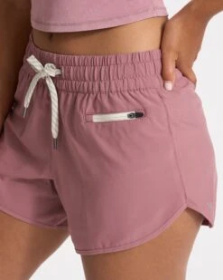 Clementine 4" Short 2.0 | Marsala 9 Clementine 4" Short 2.0 | Marsala -Vuori Clothing Store VW3004MAR SP23 W ECOMM SHORTS DETAIL 0871 1x1 d6c0b72e 7957 47af a70a b1341784f9cf