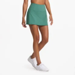 Volley Skirt | Cactus -Vuori Clothing Store VW3005CAC SP22 W ECOMM BOTTOM 8254