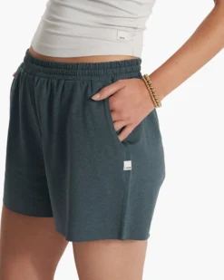 Boyfriend Short | Stone Heather 10 Boyfriend Short | Stone Heather -Vuori Clothing Store VW3007HSO SP23 W ECOMM SHORTS 3337 DETAIL 1x1 29ca3db6 d70c 4d46 a755 a85e5c85de11