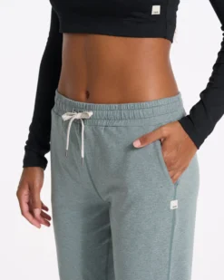 Performance Jogger - Long | Stormy Heather 8 Performance Jogger - Long | Stormy Heather -Vuori Clothing Store VW303 LHSR SP23 W ECOMM PANTS BOTTOM 03001 1x1 ad3d011a d88b 4a20 ae79 d01e4faf3727