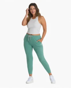 Performance Jogger | Celadon Heather 19 Performance Jogger | Celadon Heather -Vuori Clothing Store VW303HOS FA22 W ECOMM CURVE 00407 1x1 26caa4f4 607d 4b7e aa79 ec50b8b85f0a