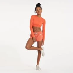 Long-Sleeve Lux Crop Tee | Grapefruit Heather 7 Long-Sleeve Lux Crop Tee | Grapefruit Heather -Vuori Clothing Store VW304GRF 1994