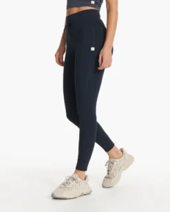Daily Legging | Ink 9 Daily Legging | Ink -Vuori Clothing Store VW323INK SP21 W ECOMM BOTTOM 4106
