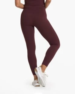 Daily Legging | Ruby -Vuori Clothing Store VW323RUB 0333