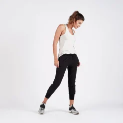 Summits Woven Jogger | Black -Vuori Clothing Store VW324BLK 3