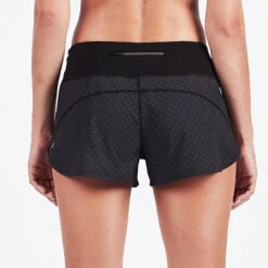 Omni Performance Short | Black Micro Dot -Vuori Clothing Store VW333.01BMD DETAIL