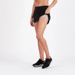 Revolve Performance Skirt | Black 9 Revolve Performance Skirt | Black -Vuori Clothing Store VW337BLK 4