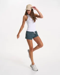 Halo Performance Short | Stone Heather -Vuori Clothing Store VW339HSO SP23 W ECOMM SHORTS DETAIL 1043 1x1 f8581b57 f016 4b7d 90c3 68a350532bc6