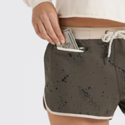 Tavi Short | Oregano Splatter 8 Tavi Short | Oregano Splatter -Vuori Clothing Store VW361OSP 4