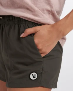 Sunwashed Short | Oregano -Vuori Clothing Store VW369ORE 1926