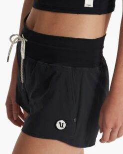 Seabreeze Short | Black 8 Seabreeze Short | Black -Vuori Clothing Store VW370BLK SP23 W ECOMM SHORTS 3854 DETAIL 1x1 1ce98680 cfac 45aa 97f4 e02617f85179