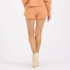 Sunnyside Short | Apricot -Vuori Clothing Store VW380APR 3