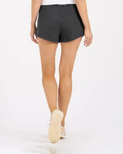 Sunnyside Short | Charcoal -Vuori Clothing Store VW380CCL 3