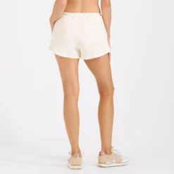 Sunnyside Short | Natural -Vuori Clothing Store VW380NAT 3