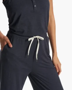 Falls Jumpsuit | Midnight Heather -Vuori Clothing Store VW4004HMD FA23 W ECOMM PANTS DETAIL 7 re touched