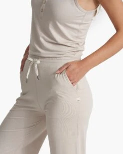 Falls Jumpsuit | Suede Heather 11 Falls Jumpsuit | Suede Heather -Vuori Clothing Store VW4004HUE SP23 W ECOMM PANTS 0614 1x1 091a6744 004e 493e 963f 893f28ac4e30