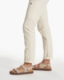 Womens Ripstop Pant-Long | Natural -Vuori Clothing Store VW401 LNAT SP23 W ECOMM PANTS 3577 DETAIL 1x1 f6210af6 c8dc 441d 9a6f e0905dda2265