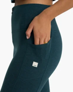 Granite Heathered Legging | Beryl Heather -Vuori Clothing Store VW4016HBE SP23 W ECOMM BOTTOMS 0525 1X1 812884e6 6f90 4146 8c3e d3f6c75da03c