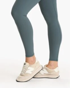 Vuori AllTheFeels™ Legging - Long | Lake 12 Vuori AllTheFeels™ Legging - Long | Lake -Vuori Clothing Store VW4018 LLAK SP24 W ECOMM PANTS DETAIL 6