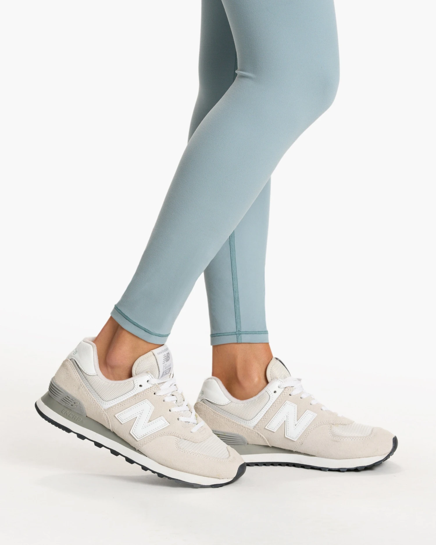 Vuori AllTheFeels™ Legging | Ether 6 Vuori AllTheFeels™ Legging | Ether - Image 6
