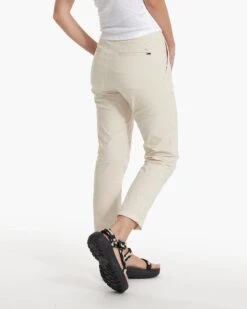 Womens Ripstop Pant | Natural -Vuori Clothing Store VW401NAT SP23 W ECOMM PANTS 1055 BOTTOM 1x1 b764bb8e bde3 4d4e 8a5b d604ae1becd0