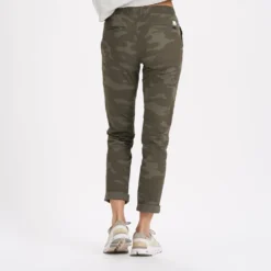 Womens Ripstop Pant | Oregano Camo -Vuori Clothing Store VW401ORC 3 556b9488 eaa2 426a 95bc 24f15c6bbb12