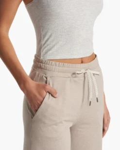 Halo Essential Wideleg | Dark Salt Heather 8 Halo Essential Wideleg | Dark Salt Heather -Vuori Clothing Store VW4023HDA FA23 W ECOMM PANTS DETAIL 8