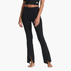 Lux Rib Split Bootcut | Black -Vuori Clothing Store VW4042BLK SP23 W ECOMM BOTTOM 6941 1x1 577d5dcb 768e 435d bfcc bf34976ff7be