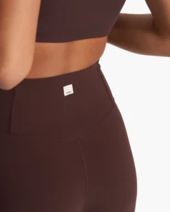 Studio Flare | Mahogany -Vuori Clothing Store VW4043MAH FA23 W ECOMM PANTS DETAIL 8