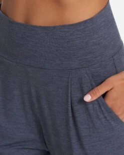Lux At Ease Pant | Azure Heather -Vuori Clothing Store VW427HAZ SP23 W ECOMM BOTTOM 03954