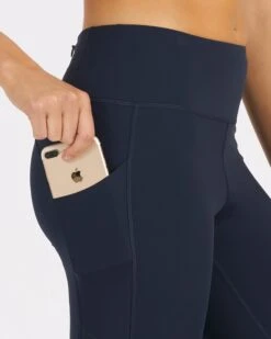 Stride Legging | Ink 8 Stride Legging | Ink -Vuori Clothing Store VW429INK 4